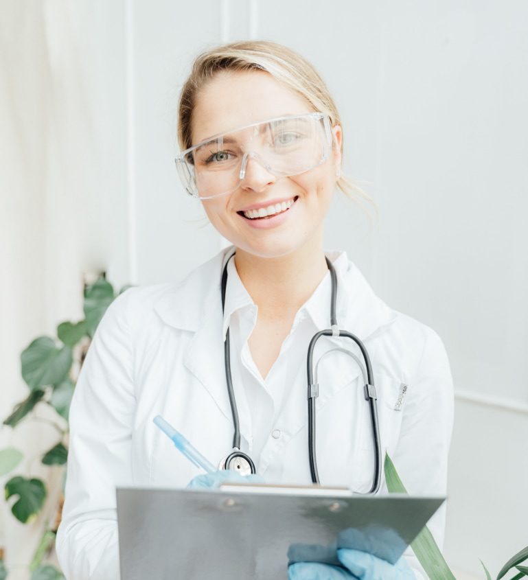 4_Home_Doctors_Online_Consultation-Hero