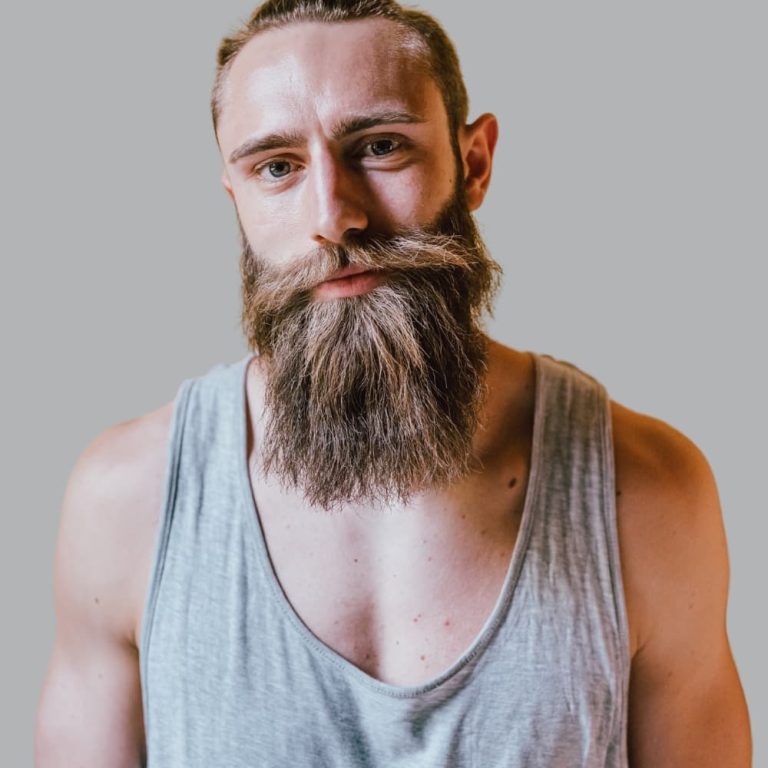young-bearded-man-2024-10-18-07-43-39-utc